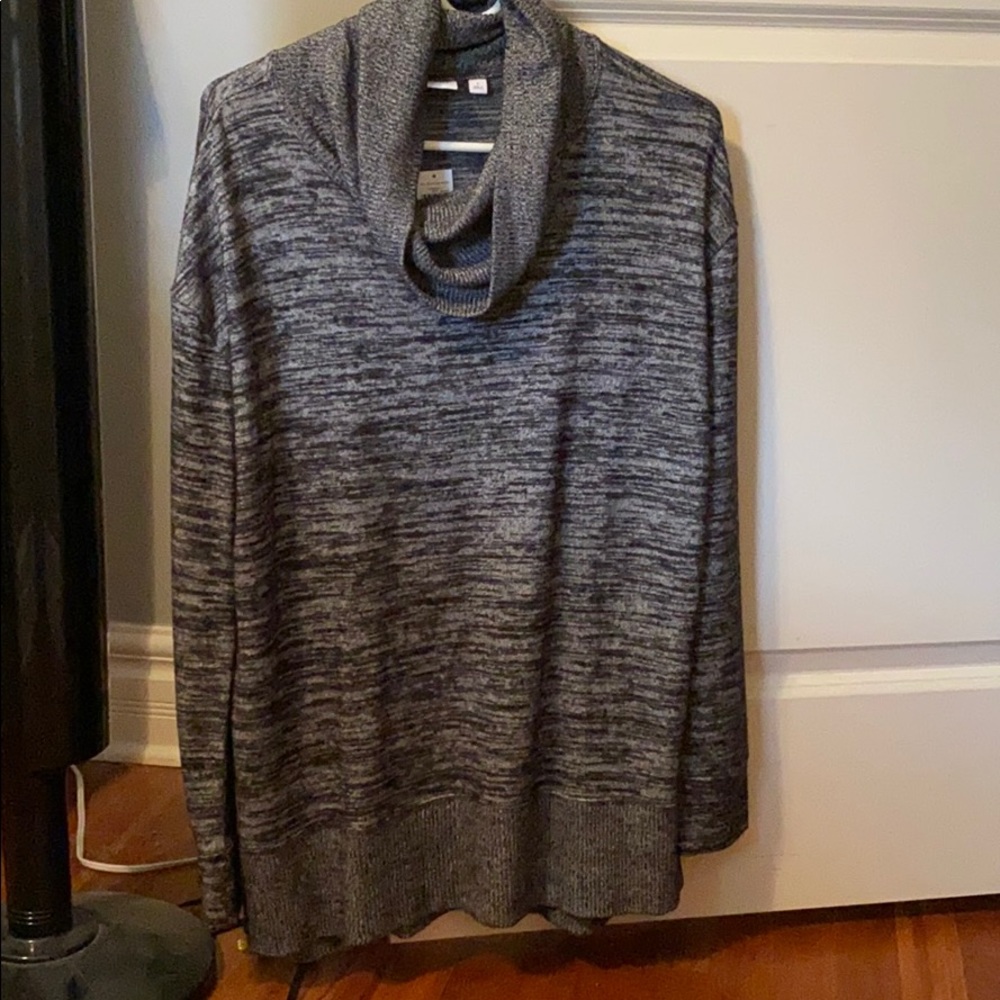 Gap long-sleeve sweater